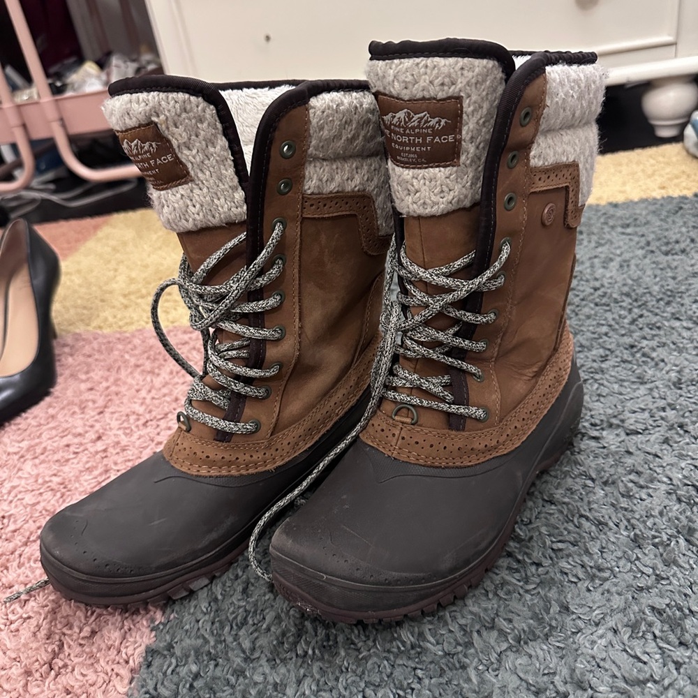 The North Face Shellista II Mid 'Daschund Brown' Winter Boots Women's Size 8